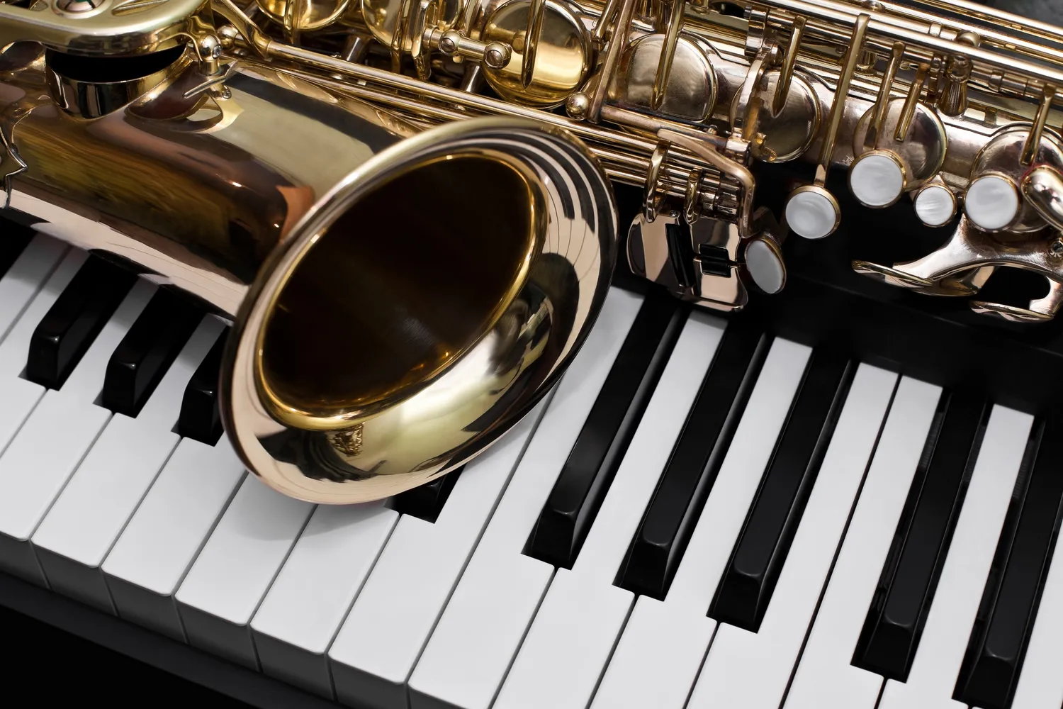 Kto skonstruował saksofon?